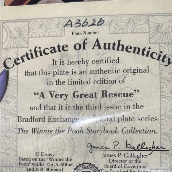 Discontinued Bradford Exchange Winnie The Pooh Book Collection A Very Great Resc - Picture 3 of 5